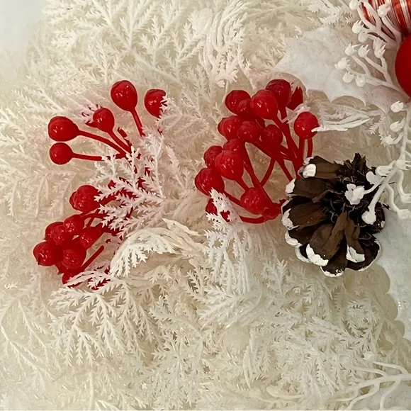 Vintage Plastic Christmas Door Wreath holly ornaments white candy Canes